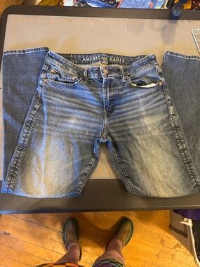 American Eagle Outfitters Women’s Faded Blue Airflex + Jean